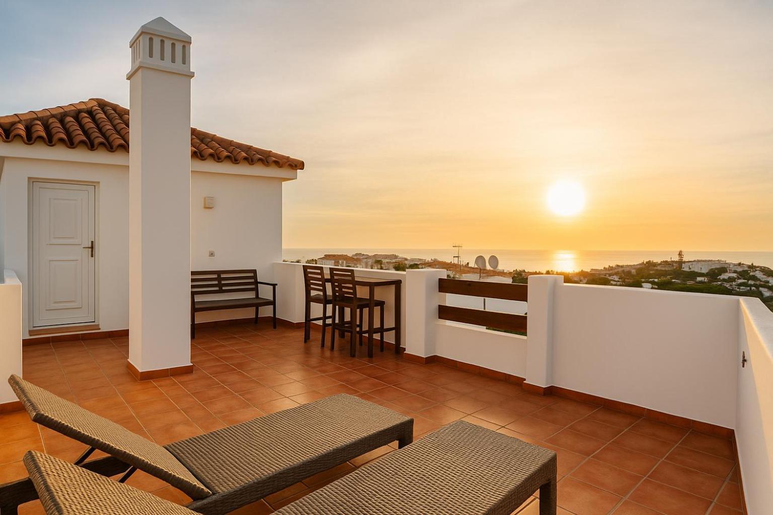 Penthouse Sea View - Valle Romano Golf 에스테포나 외부 사진